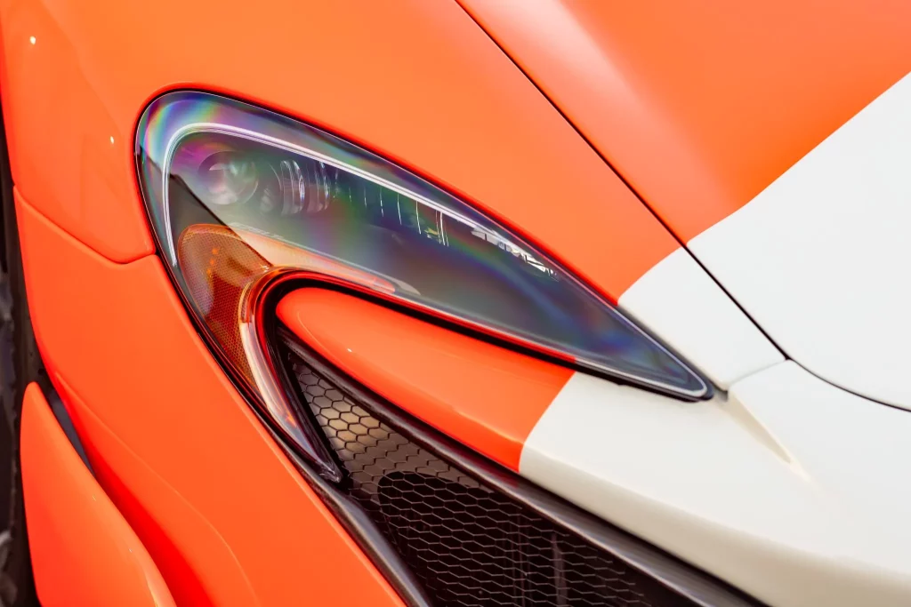 Cuando pintar tu Mclaren 675LT como un paquete de tabaco cuesta una fortuna y no es una buena idea 18 Motor16 2016 McLaren 675LT Marlboro BaT 28 Motor16