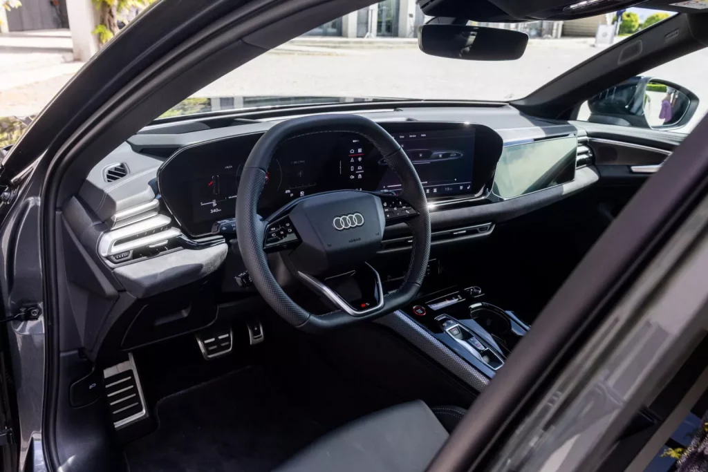 2025 Audi S5 Avant. ABT Sportsline. Imagen interior.