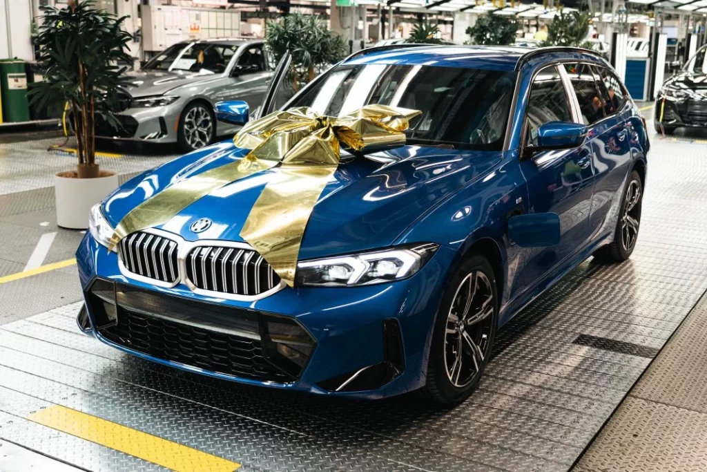 2025 BMW 3 millones electrificados 3 Motor16