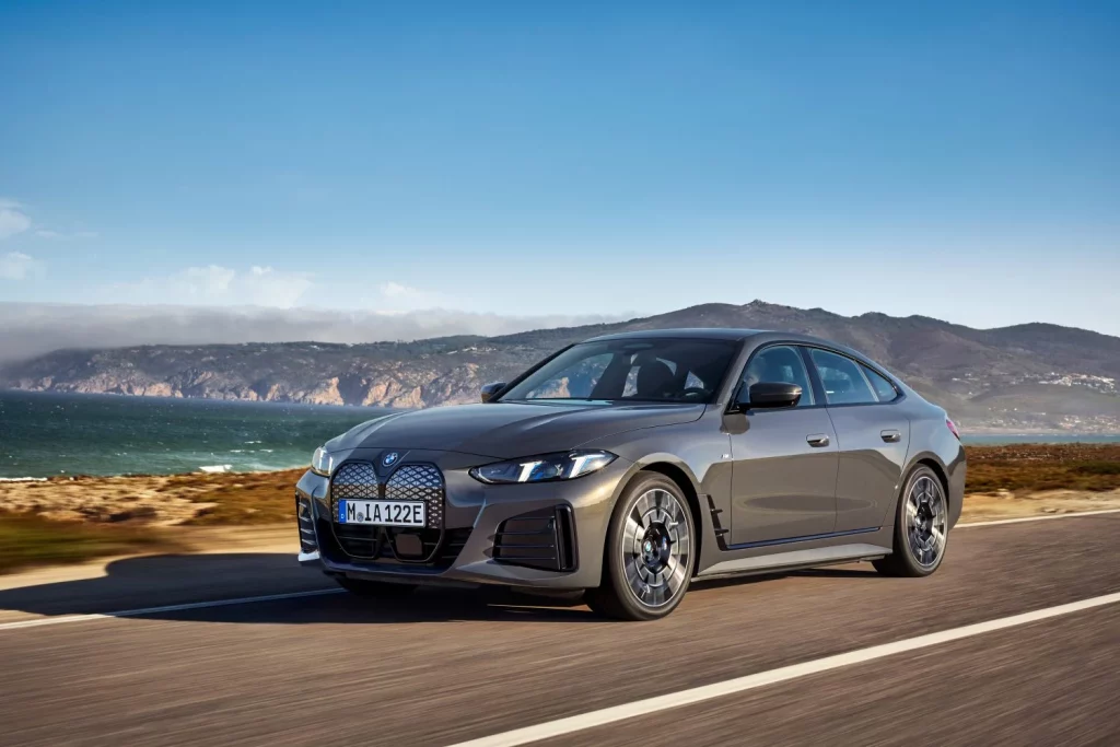 2025 BMW mejoras verano. Imagen i4.