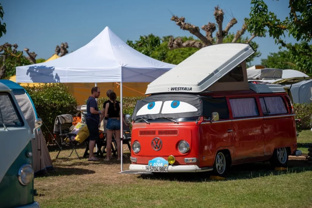 La 21 edición de la FurgoVolkswagen rinde homenaje a los 75 años del Bulli 19 Motor16 2025 FurgoVolkswagen 14 Motor16