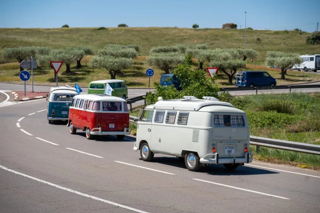 La 21 edición de la FurgoVolkswagen rinde homenaje a los 75 años del Bulli 42 Motor16 2025 FurgoVolkswagen 37 Motor16