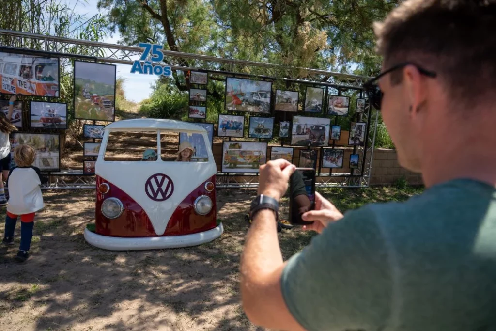 La 21 edición de la FurgoVolkswagen rinde homenaje a los 75 años del Bulli 62 Motor16 2025 FurgoVolkswagen 57 Motor16