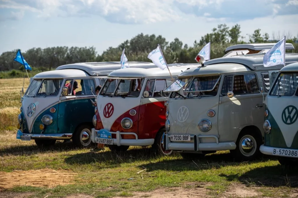 La 21 edición de la FurgoVolkswagen rinde homenaje a los 75 años del Bulli 90 Motor16 2025 FurgoVolkswagen 85 Motor16