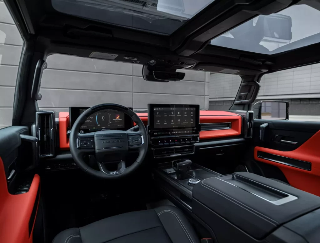 Las mejoras del GMC Hummer EV para acelerar de 0 a 100 en tres segundos 2 Motor16 2025 GMC Hummer EV. Imagen interior.