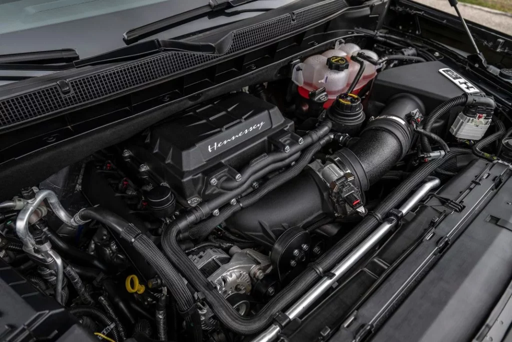 Los Chevrolet Tahoe y Suburban suben de nivel gracias a Hennessey 17 Motor16 2025 Hennessey H600 Chevrolet Tahoe Suburban 17 Motor16