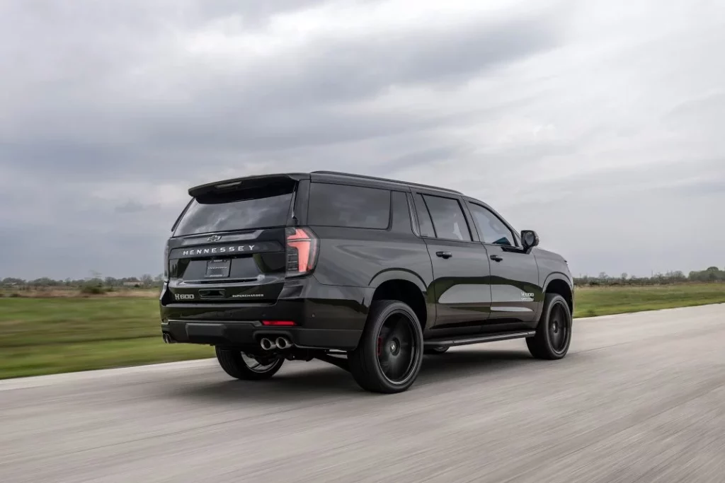 Los Chevrolet Tahoe y Suburban suben de nivel gracias a Hennessey 14 Motor16 2025 Hennessey H600 Chevrolet Tahoe Suburban 19 Motor16