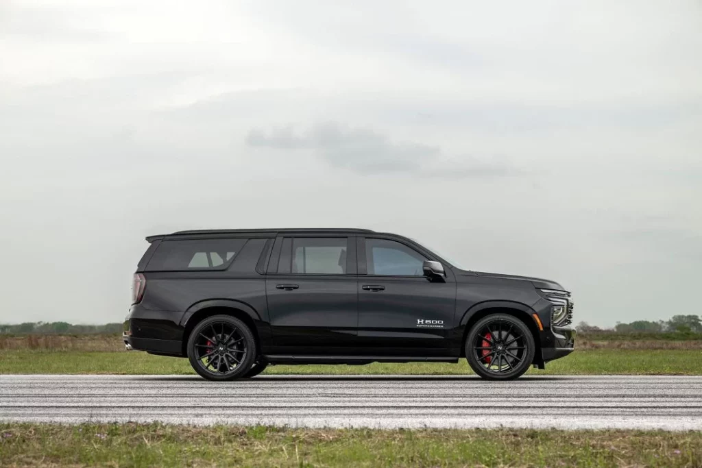Los Chevrolet Tahoe y Suburban suben de nivel gracias a Hennessey 7 Motor16 2025 Hennessey H600 Chevrolet Tahoe Suburban 21 Motor16