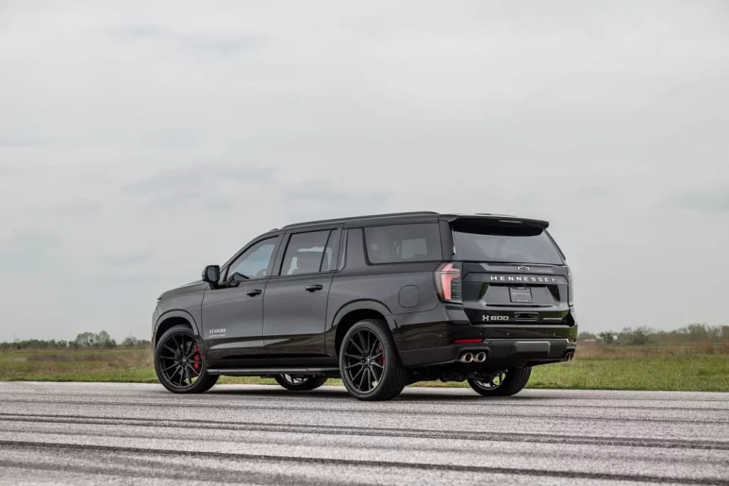 Los Chevrolet Tahoe y Suburban suben de nivel gracias a Hennessey 8 Motor16 2025 Hennessey H600 Chevrolet Tahoe Suburban 22 Motor16