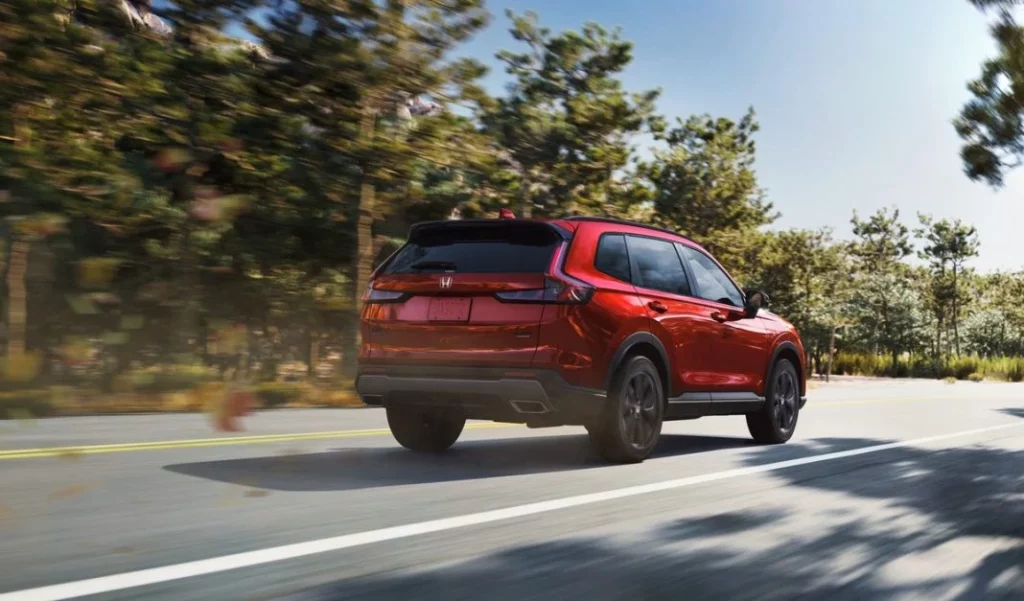 El renovado Honda CR-V llega a Estados Unidos con su cara más aventurera 2 Motor16 2025 Honda CR-V. EE.UU. Imagen trasera.