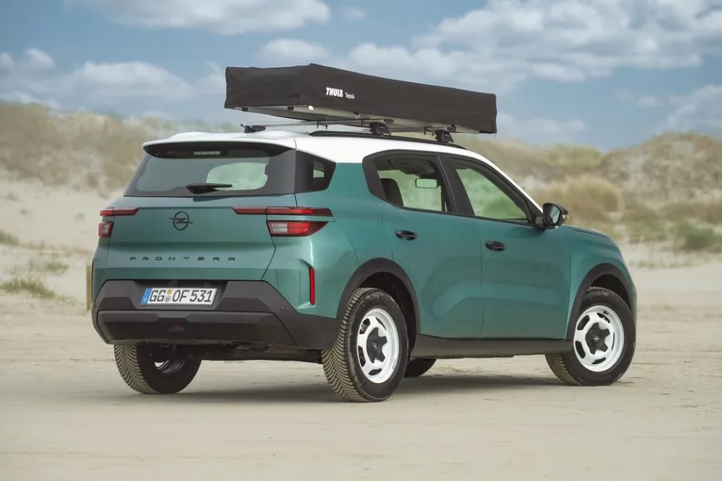 2025 Opel Frontera tienda techo Thule 3 Motor16