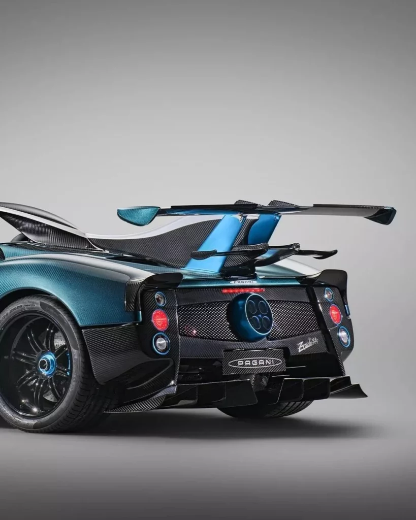 2025 Pagani Zonda Roadster. Unico. Imagen detalle.