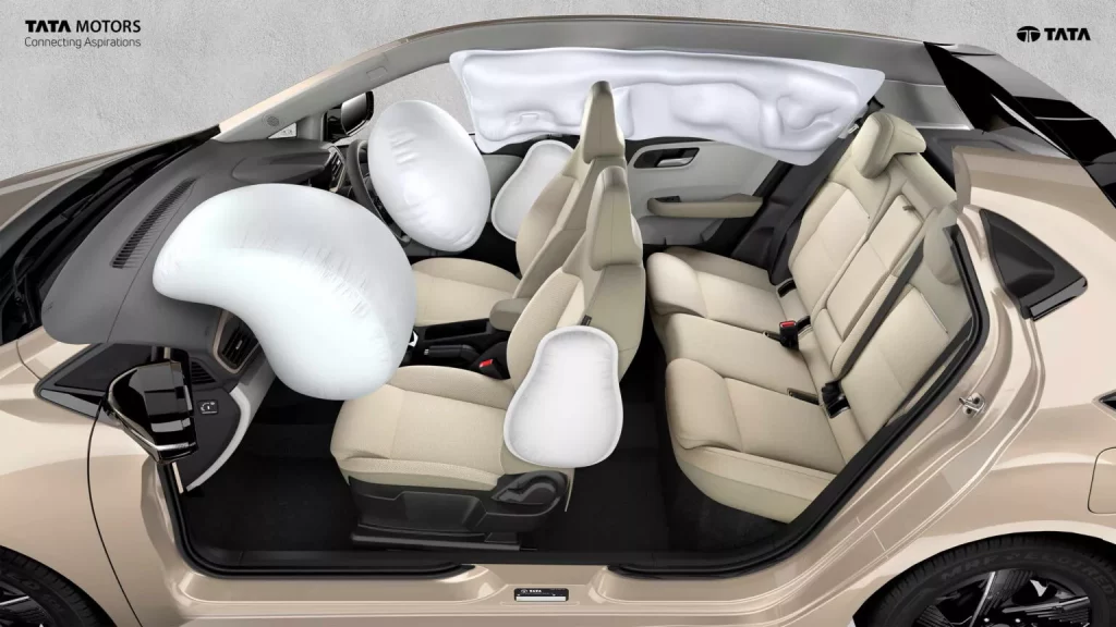 Tata Altroz: Una compra lógica a precio de Sandero hace 10 años 24 Motor16 2025 Tata Altroz India 21 Motor16