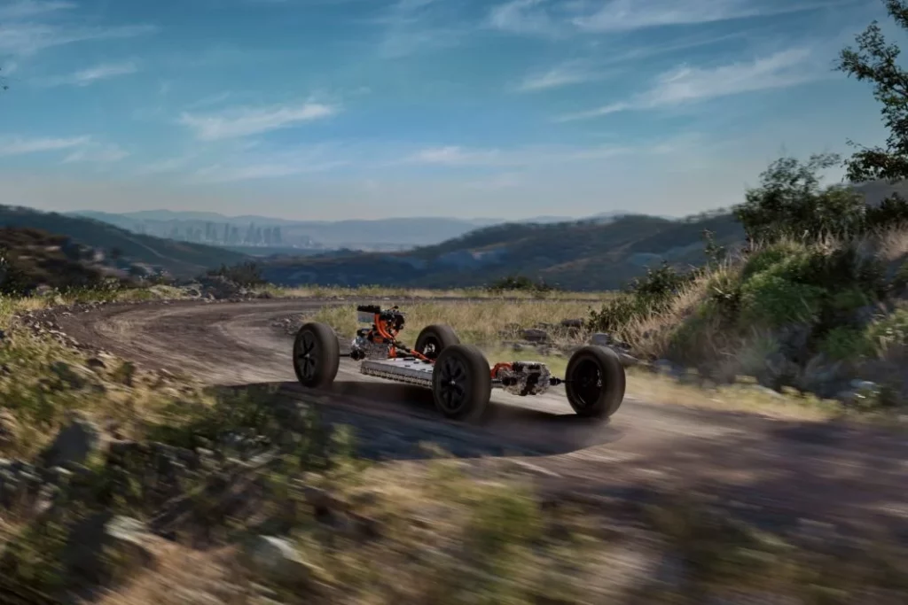 2025 Toyota bZ Woodland 11 Motor16