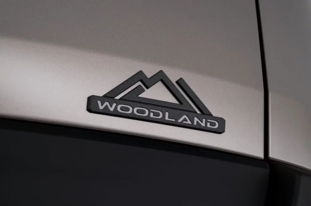 2025 Toyota bZ Woodland 4 Motor16