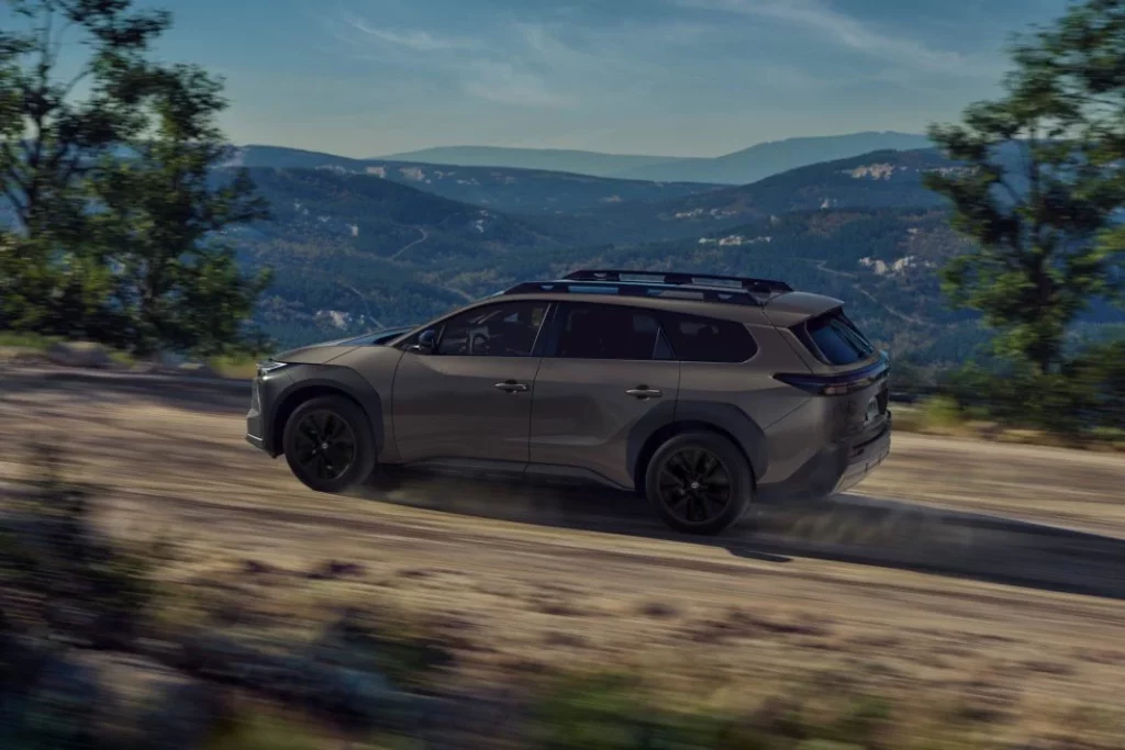 2025 Toyota bZ Woodland 8 Motor16