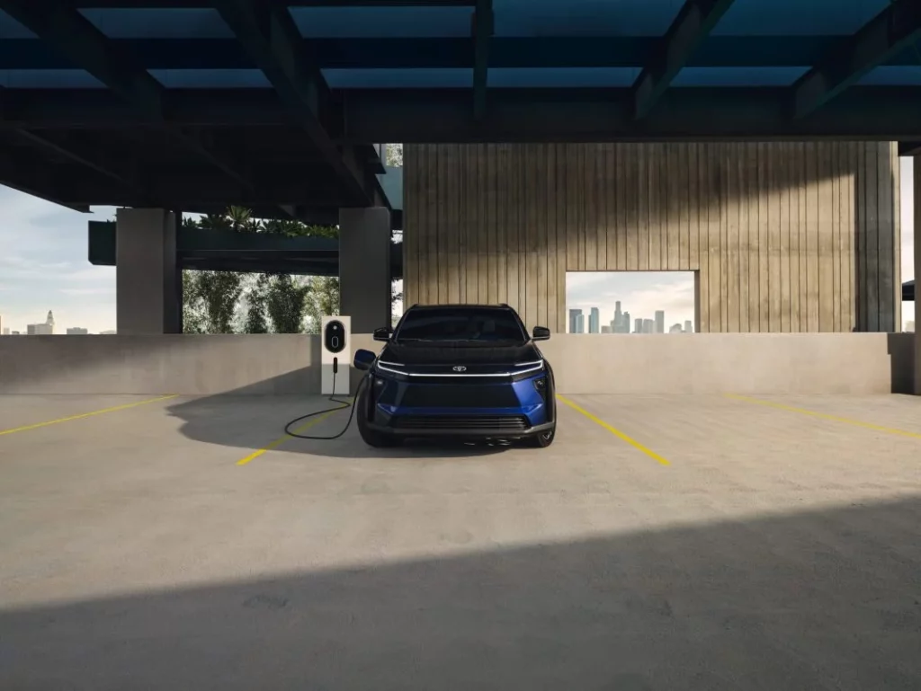 Toyota bZ: Nombre más breve para un SUV eléctrico con más potencia y con más autonomía 7 Motor16 2025 Toyota bZ usa 6 Motor16