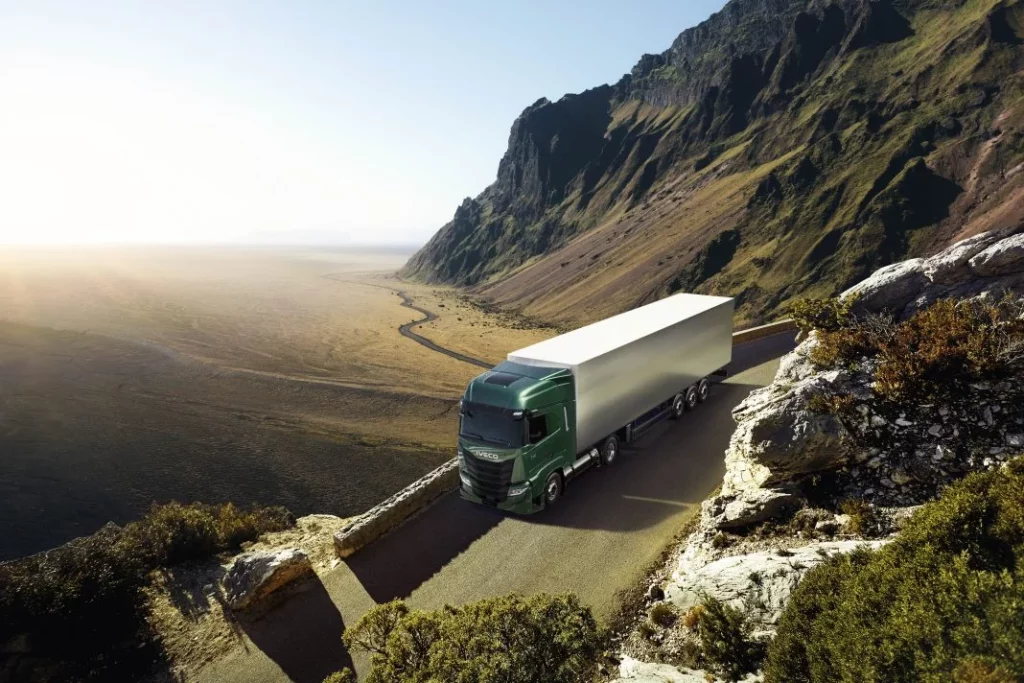 Los camiones autónomos de IVECO están a punto de caramelo 2 Motor16 2025 IVECO. Camión autónomo. Imagen movimiento.