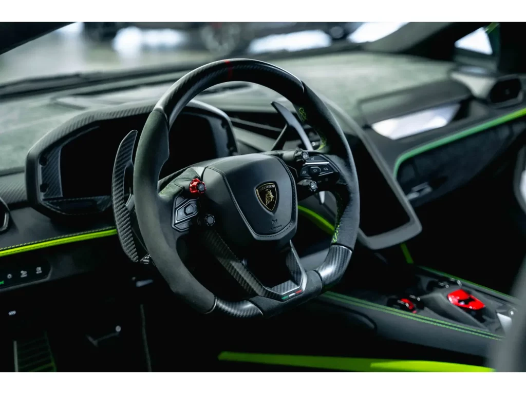 2025 lamborghini revuelto verde agave 12 Motor16