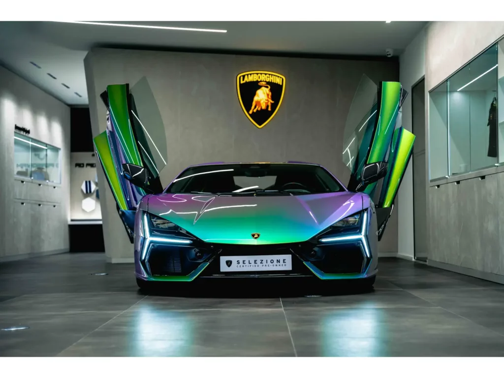 2025 lamborghini revuelto verde agave 22 Motor16