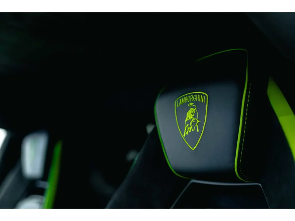 2025 lamborghini revuelto verde agave 27 Motor16
