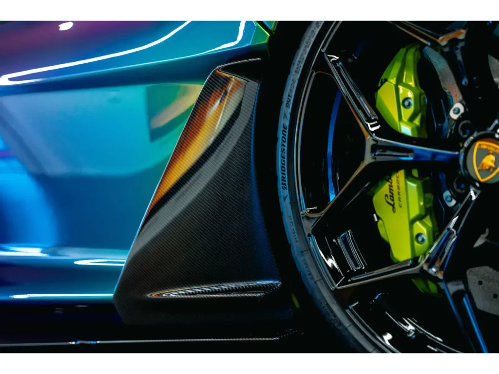 2025 lamborghini revuelto verde agave 29 Motor16