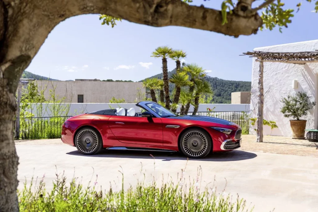 Mercedes-Maybach SL 680 Monogram Series: El SL más especial y caro de la historia 18 Motor16 2025 mercedes maybach sl 680 monogram series 12 Motor16