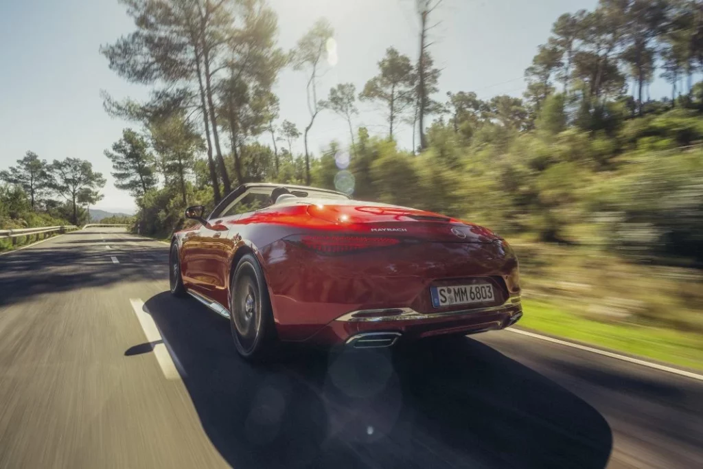 Mercedes-Maybach SL 680 Monogram Series: El SL más especial y caro de la historia 22 Motor16 2025 mercedes maybach sl 680 monogram series 8 Motor16