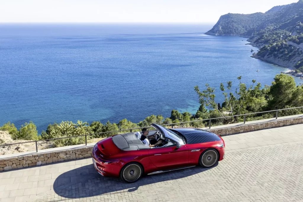 Mercedes-Maybach SL 680 Monogram Series: El SL más especial y caro de la historia 19 Motor16 2025 mercedes maybach sl 680 monogram series 9 Motor16