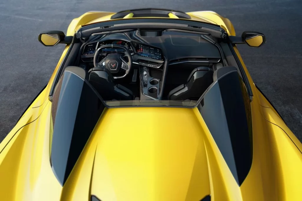 El Chevrolet Corvette 2026 se vuelve más tecnológico 5 Motor16 2026 Corvette ZR1 Overhead Motor16