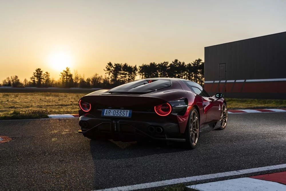 Alfa Romeo 33 Stradale