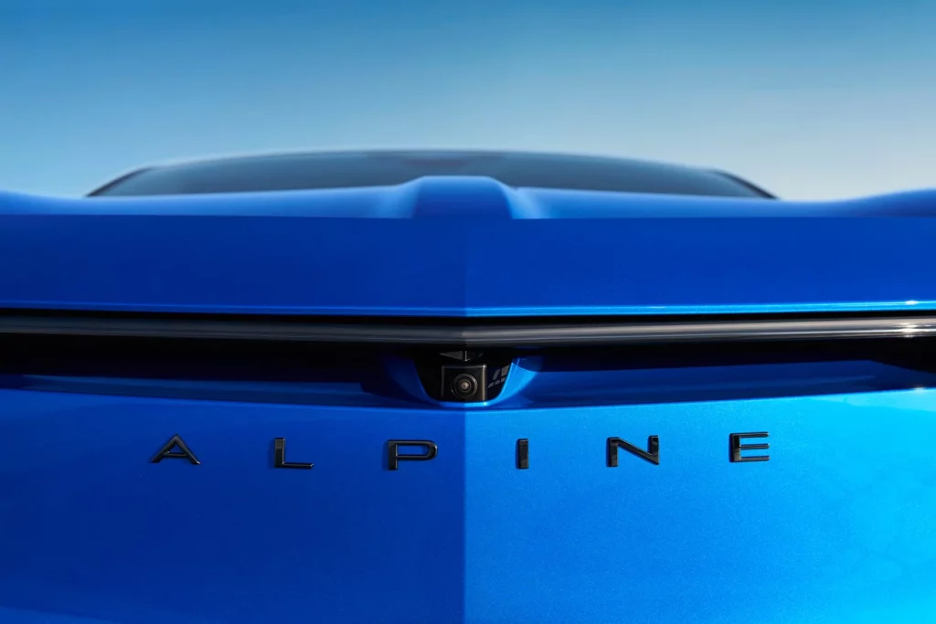 Así es el nuevo Alpine A390, un fastback eléctrico que desafía a la física 60 Motor16 Alpine A390 105 Motor16