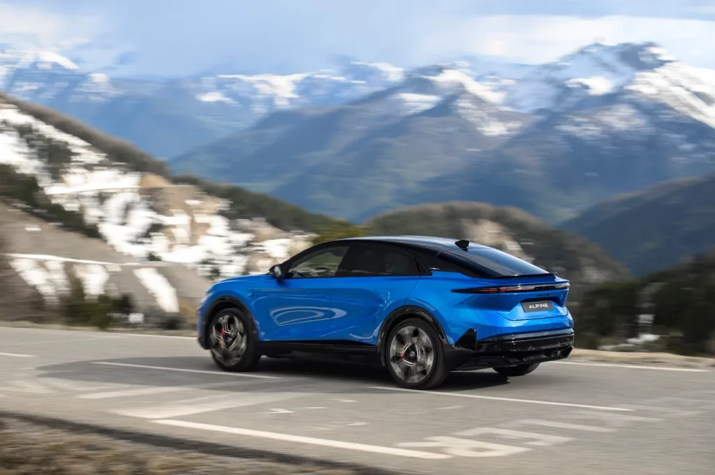 Así es el nuevo Alpine A390, un fastback eléctrico que desafía a la física 18 Motor16 Alpine A390 20 Motor16