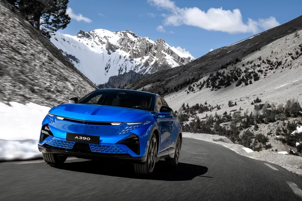 Así es el nuevo Alpine A390, un fastback eléctrico que desafía a la física 20 Motor16 Alpine A390 24 Motor16