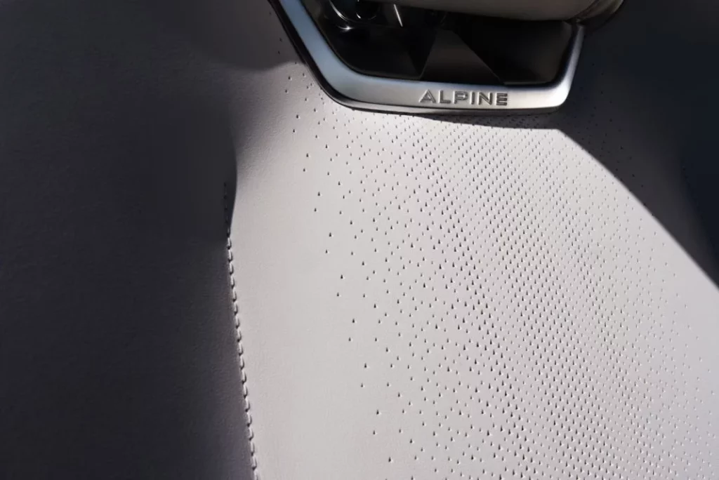 Alpine A390 6 Motor16