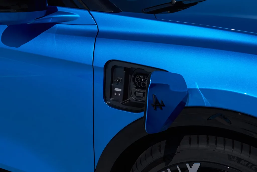 Así es el nuevo Alpine A390, un fastback eléctrico que desafía a la física 57 Motor16 Alpine A390 99 Motor16