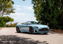 Aston Martin DB12 Volante Palm Beach: lujo británico al sol de Florida