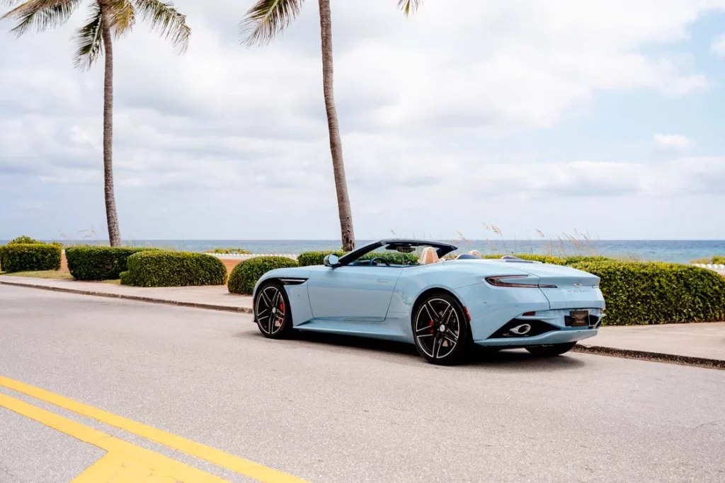 Aston Martin DB12 Volante Palm Beach: lujo británico al sol de Florida 1 Motor16 Aston Martin DB12 Volante Palm Beach Edition