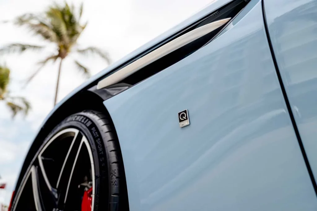 Aston Martin DB12 Volante Palm Beach: lujo británico al sol de Florida 9 Motor16 Aston Martin DB12 Volante Palm Beach Edition 4 Motor16
