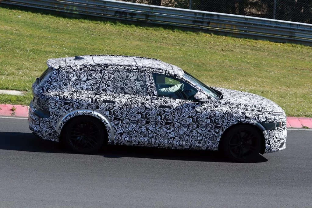 Audi SQ7 9 Motor16