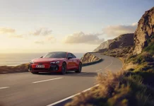 El Audi e-tron GT 2025 añade una versión de acceso