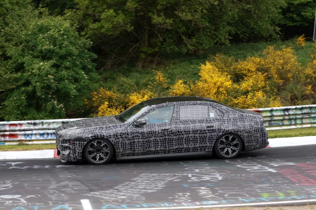 El BMW Serie 7 G70 va a recibir una actualización 12 Motor16 BMW Serie 7 2026 10 Motor16