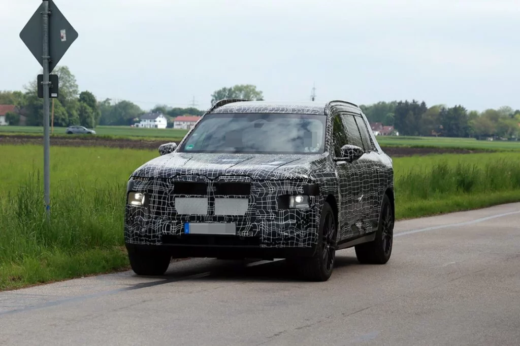 El nuevo BMW X7 ya está en fase de pruebas 3 Motor16 BMW X7 2026 1 Motor16