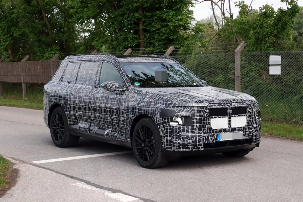 El nuevo BMW X7 ya está en fase de pruebas 14 Motor16 BMW X7 2026 12 Motor16