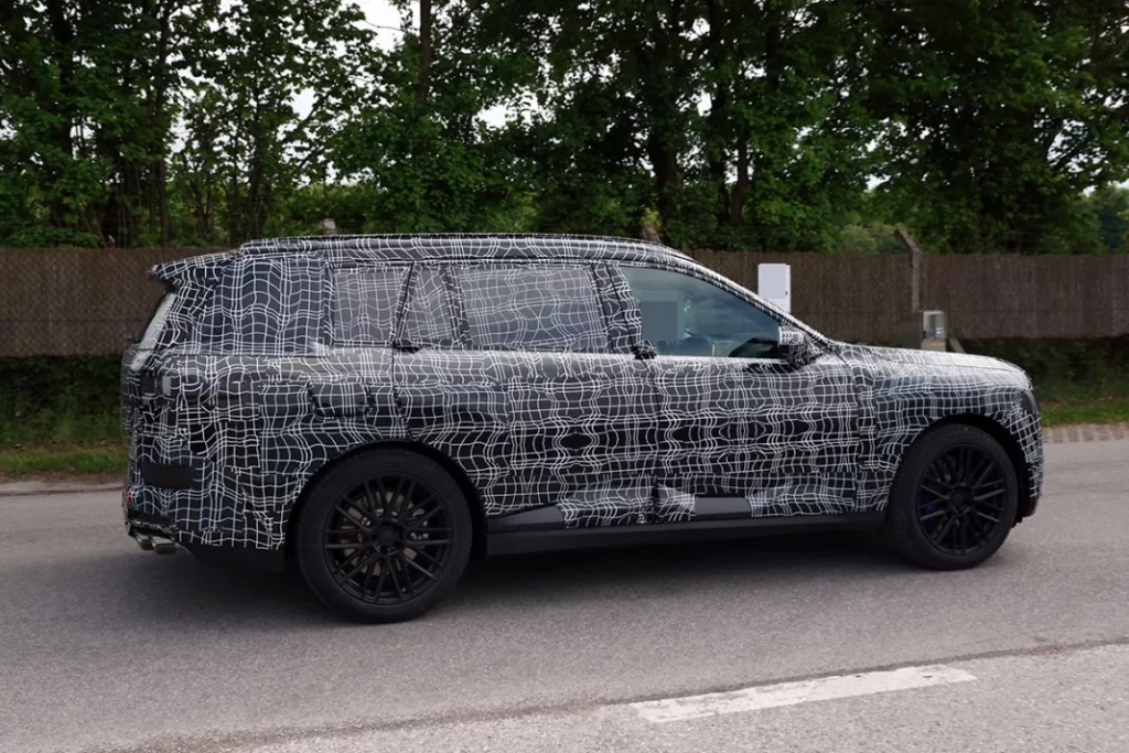 El nuevo BMW X7 ya está en fase de pruebas 19 Motor16 BMW X7 2026 17 Motor16