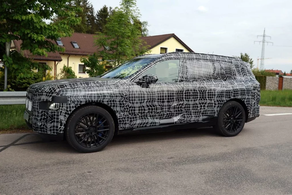 El nuevo BMW X7 ya está en fase de pruebas 7 Motor16 BMW X7 2026 5 Motor16