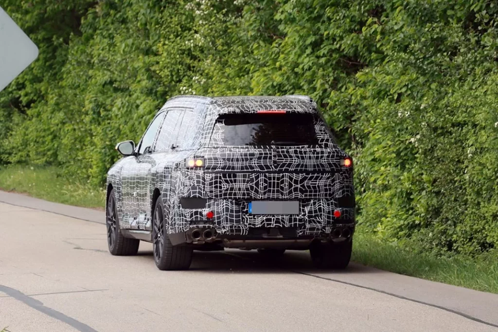 El nuevo BMW X7 ya está en fase de pruebas 10 Motor16 BMW X7 2026 8 Motor16