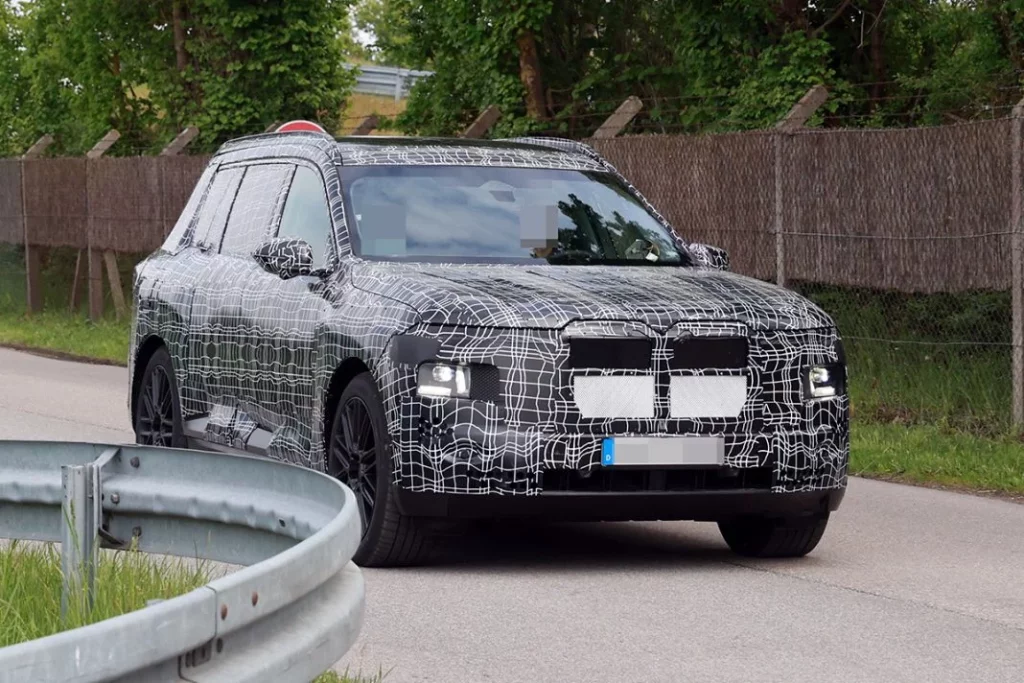 El nuevo BMW X7 ya está en fase de pruebas 11 Motor16 BMW X7 2026 9 Motor16