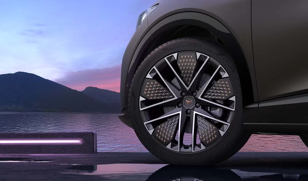 El CUPRA Tavascan introduce novedades y un nuevo acabado 1 Motor16 Cupra Tavascan 4 Motor16