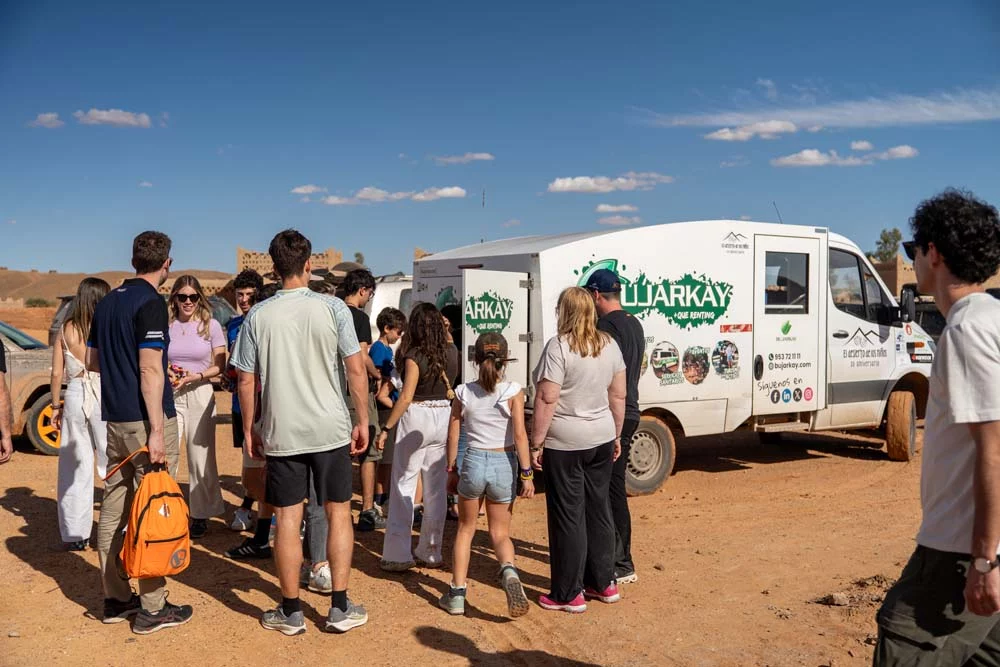 El Desierto de los Niños 2025, una aventura solidaria y exigente para la gama Hyundai 4 Motor16 El Desierto de los Niños 2025